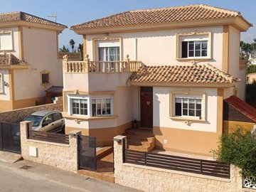 34475-villa-for-sale-in-fortuna-2230730-large