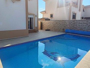34475-villa-for-sale-in-fortuna-2230731-large