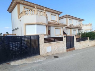 34475-villa-for-sale-in-fortuna-2230732-large