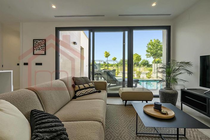 Image No.7-3 Bed Villa for sale