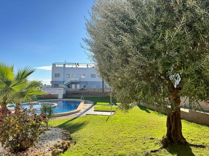 Image No.12-Appartement de 2 chambres à vendre à Orihuela Costa