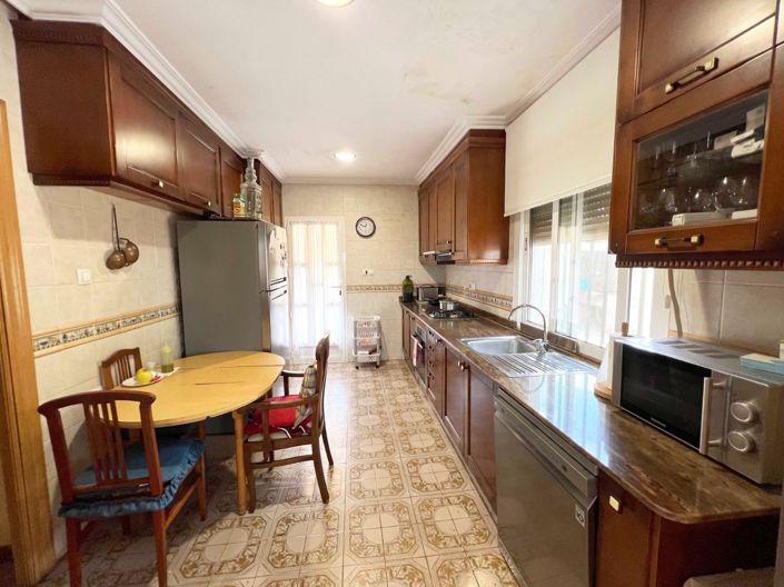 Image No.12-4 Bed Villa for sale