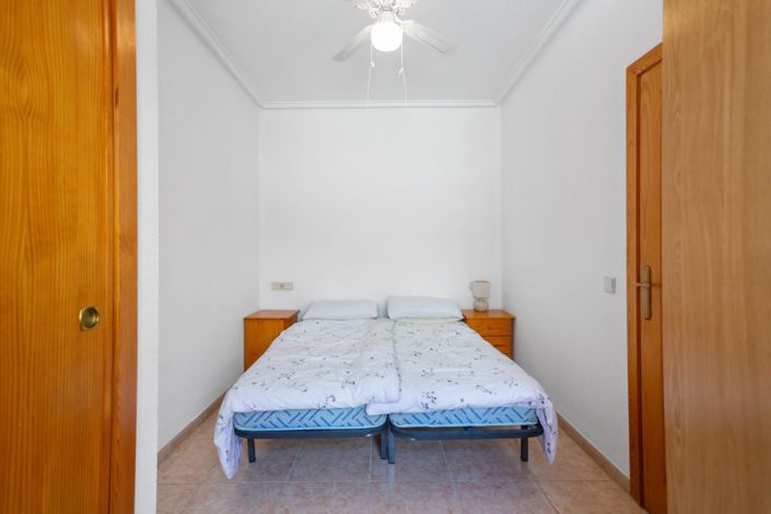 Image No.17-2 Bed Apartment for sale