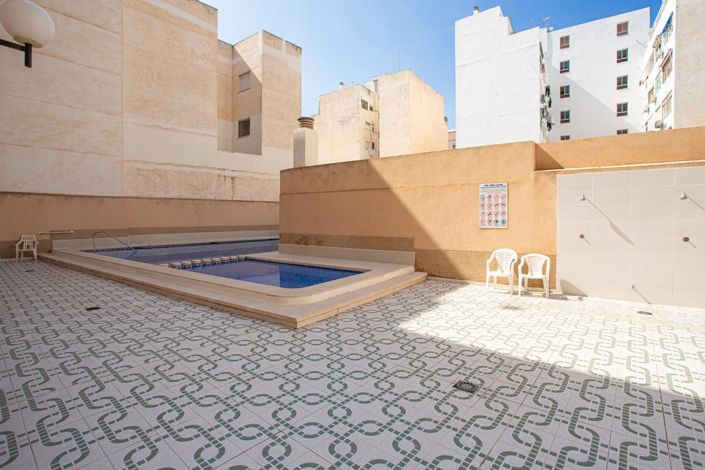 Image No.3-Appartement de 2 chambres à vendre à Torrevieja