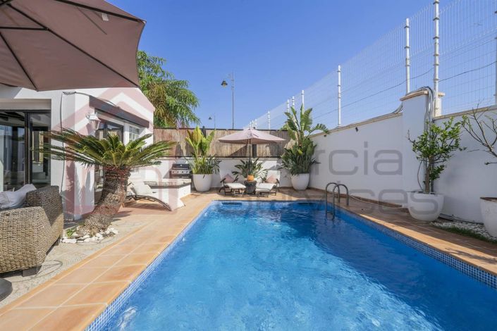 Image No.12-3 Bed Villa for sale