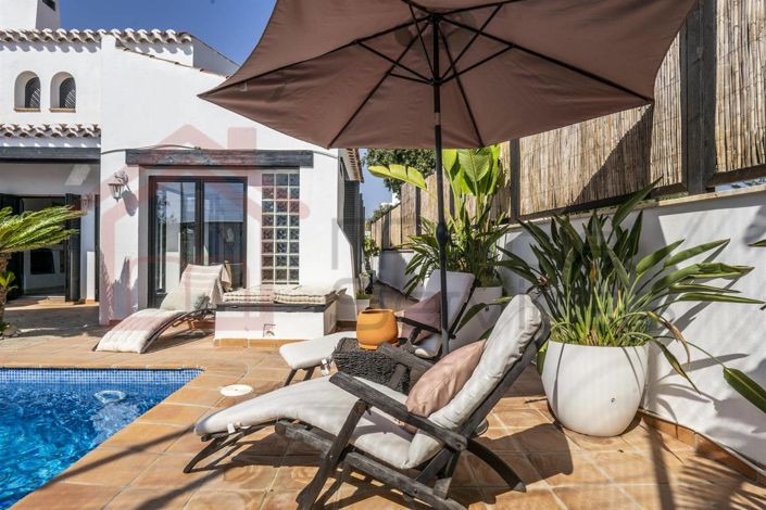 Image No.14-3 Bed Villa for sale