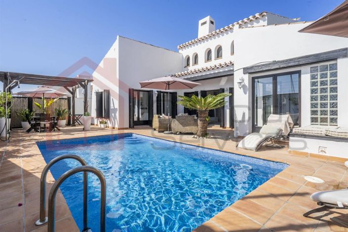 Image No.15-3 Bed Villa for sale