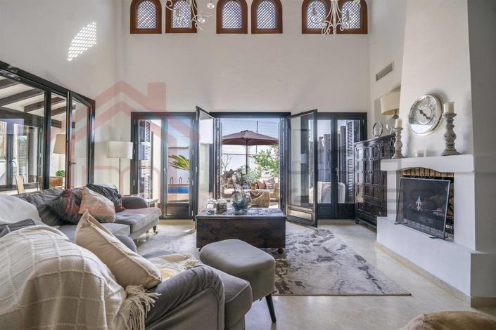 Image No.3-3 Bed Villa for sale