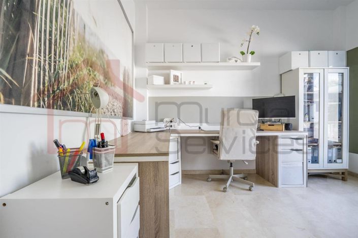 Image No.30-3 Bed Villa for sale