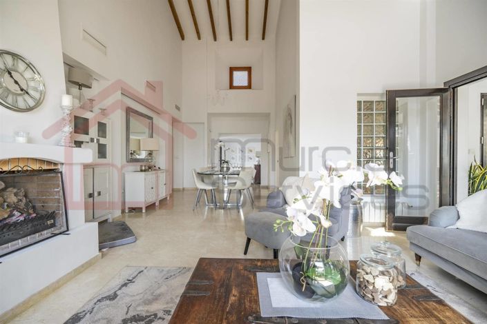 Image No.6-3 Bed Villa for sale