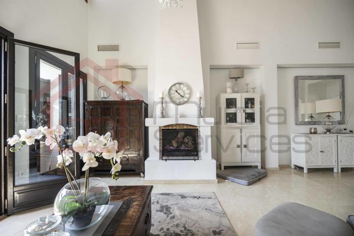 Image No.7-3 Bed Villa for sale