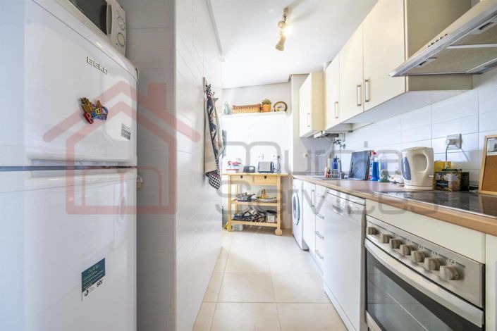 Image No.8-2 Bed Apartment for sale