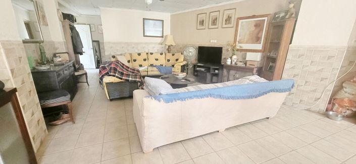 Image No.14-4 Bed Villa for sale