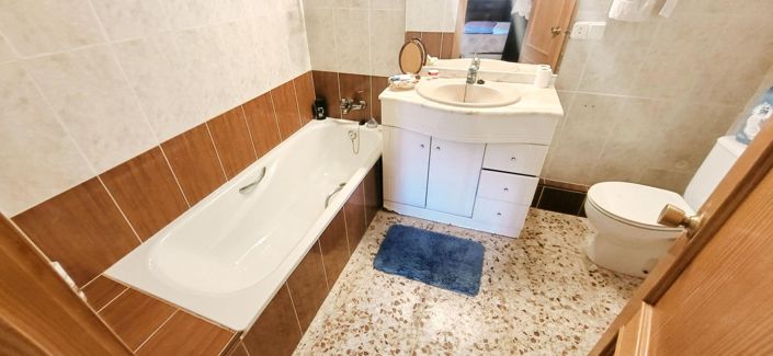 Image No.20-4 Bed Villa for sale