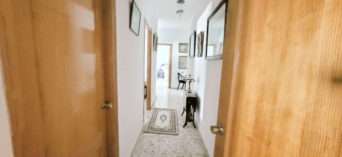 Image No.24-4 Bed Villa for sale