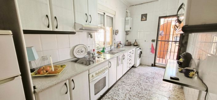 Image No.27-4 Bed Villa for sale