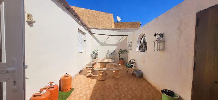 Image No.28-4 Bed Villa for sale