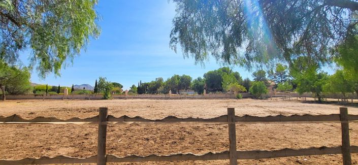 Image No.4-4 Bed Villa for sale