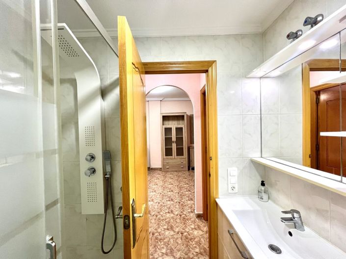 Image No.12-2 Bed Apartment for sale