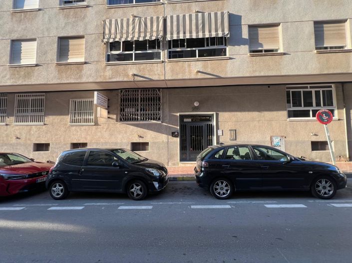 Image No.24-2 Bed Apartment for sale