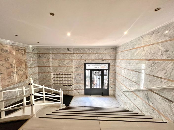 Image No.33-2 Bed Apartment for sale