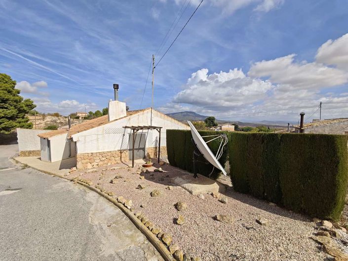 Image No.10-4 Bed Country House for sale