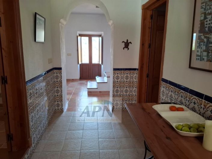 Image No.22-3 Bed Country House for sale