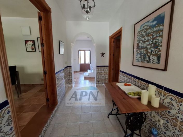 Image No.23-3 Bed Country House for sale