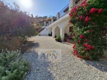 country-house-in-alora-3-large