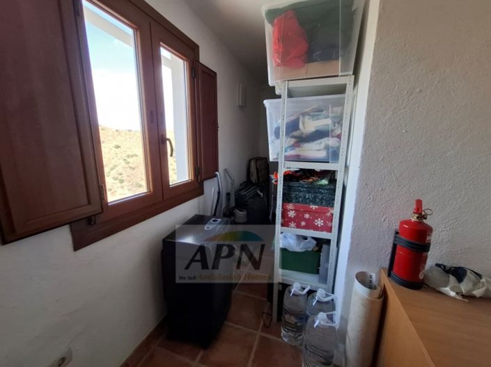 Image No.42-3 Bed Country House for sale