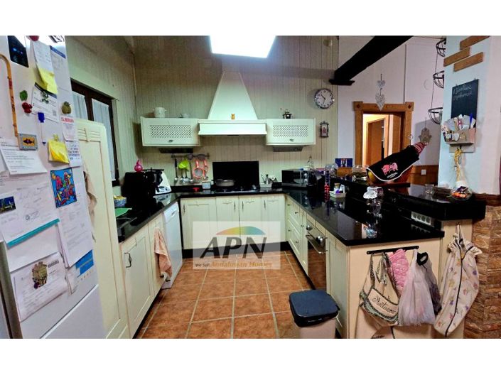 Image No.25-Maison de campagne de 14 chambres à vendre à Pizarra