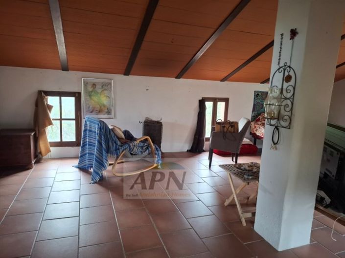 Image No.16-3 Bed Country House for sale