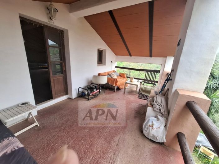 Image No.20-3 Bed Country House for sale