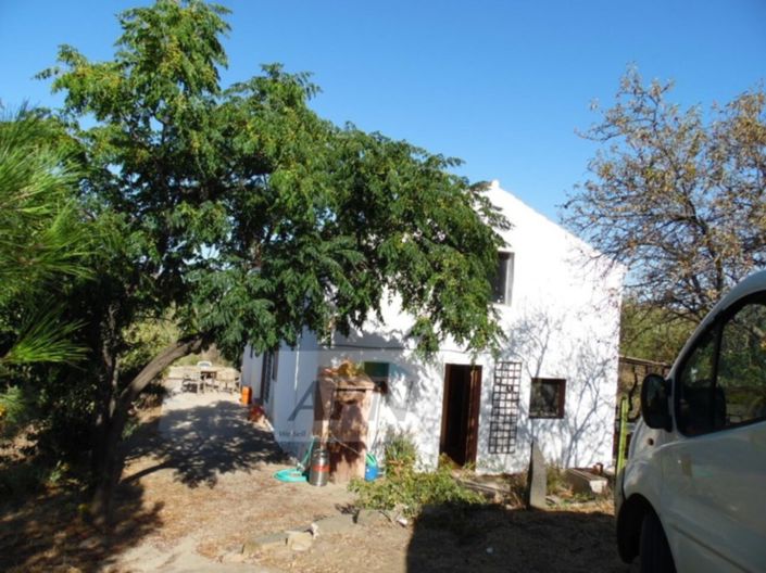 Image No.3-3 Bed Country House for sale