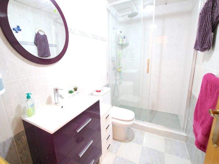 Image No.18-2 Bed Apartment for sale