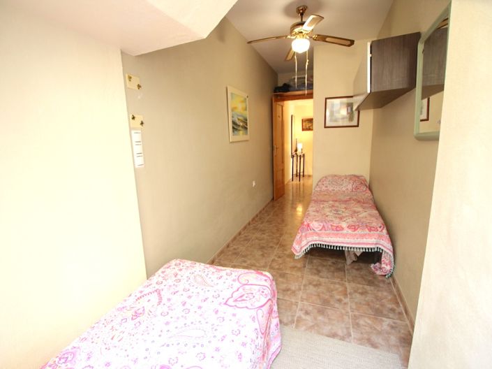 Image No.20-2 Bed Apartment for sale