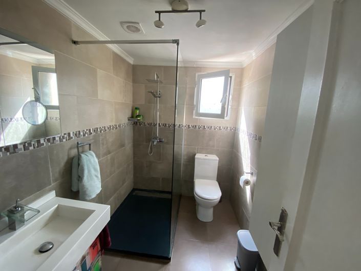 Image No.14-5 Bed Villa for sale