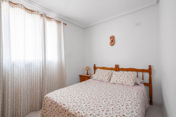 Image No.20-1 Bed Apartment for sale