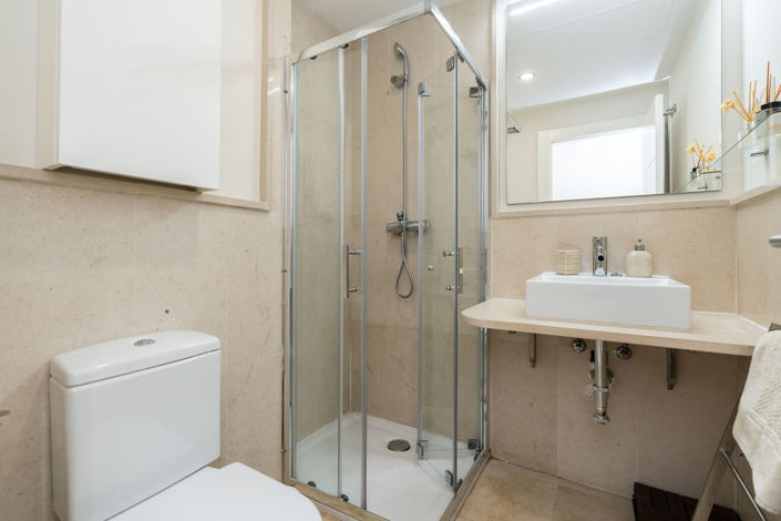 Image No.15-2 Bed Apartment for sale