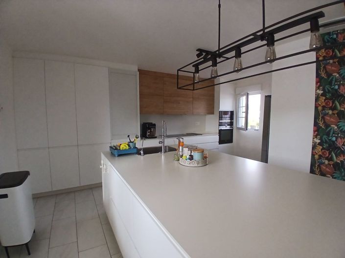 Image No.27-5 Bed Villa for sale