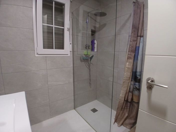 Image No.47-5 Bed Villa for sale