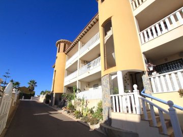 49151delightful2bedroomapartmentrespinadagolf