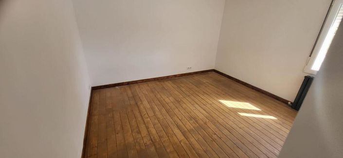 Image No.31-Maison de campagne de 7 chambres à vendre à Raspay