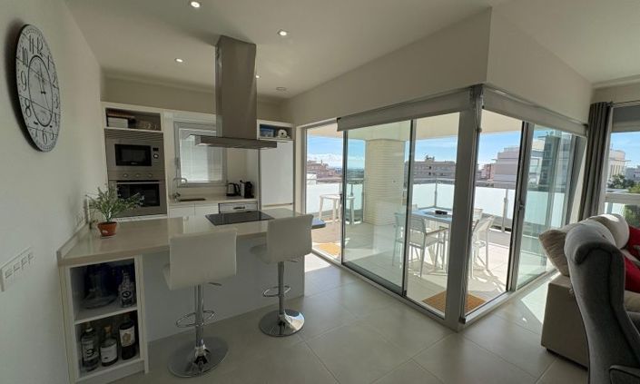 Image No.37-2 Bed Apartment for sale