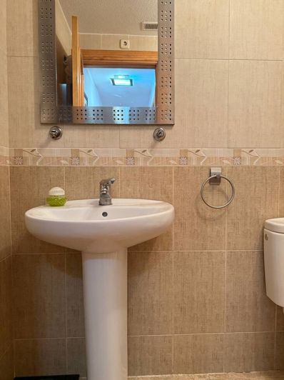 Image No.26-5 Bed Townhouse for sale