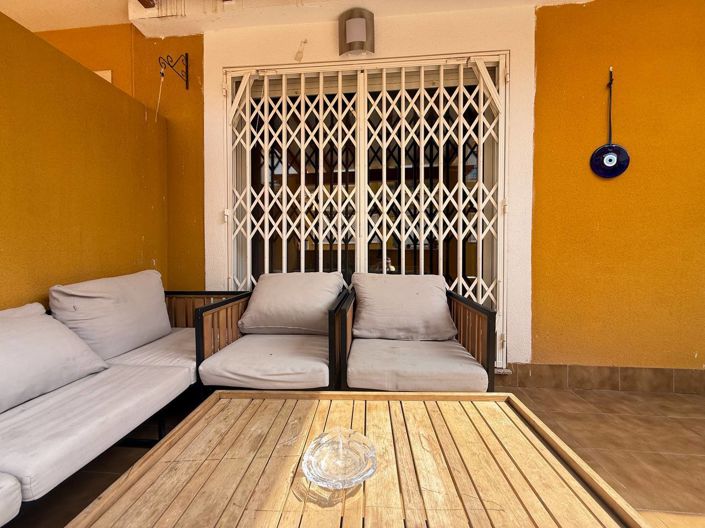 Image No.31-5 Bed Townhouse for sale