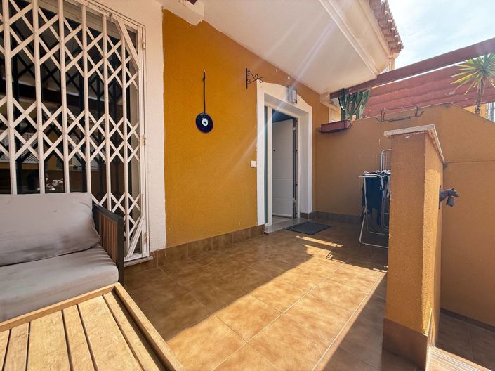 Image No.32-5 Bed Townhouse for sale