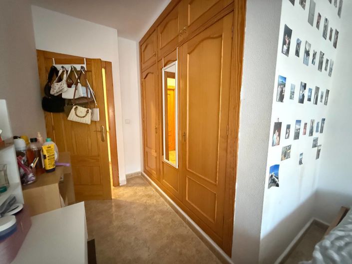 Image No.39-5 Bed Townhouse for sale