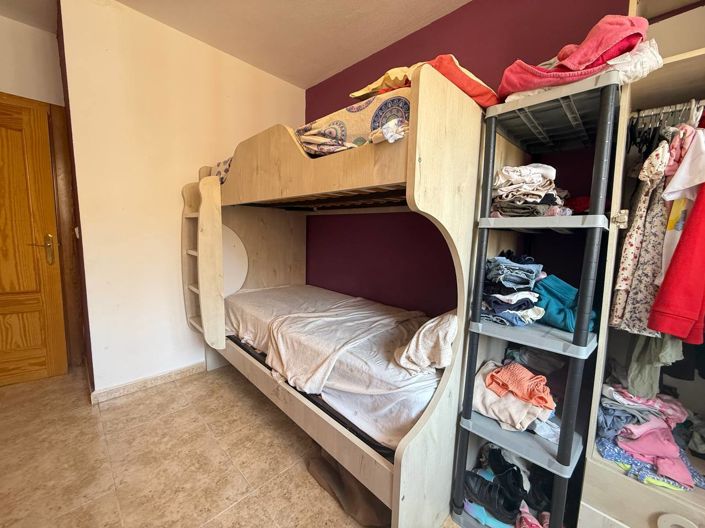 Image No.43-5 Bed Townhouse for sale