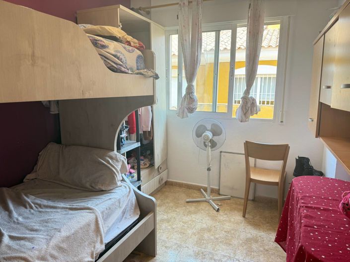 Image No.47-5 Bed Townhouse for sale